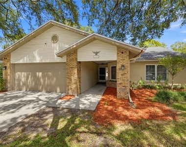 1570 Club Drive - Photo Thumbnail 1