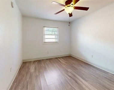 1411 S Lorenzo Avenue - Photo Thumbnail 4