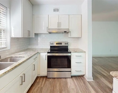 1411 S Lorenzo Avenue - Photo Thumbnail 1