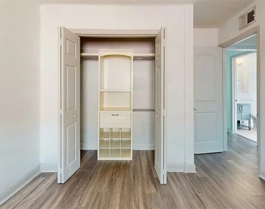 1411 S Lorenzo Avenue - Photo Thumbnail 9