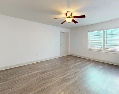1411 S Lorenzo Avenue - Photo Thumbnail 7