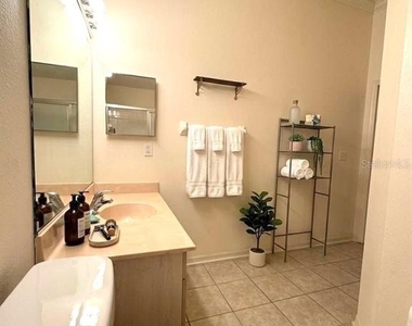 645 Mcdaniel Street - Photo Thumbnail 13