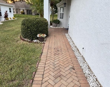 645 Mcdaniel Street - Photo Thumbnail 2