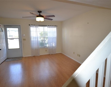 3379 Fox Hunt Drive - Photo Thumbnail 23