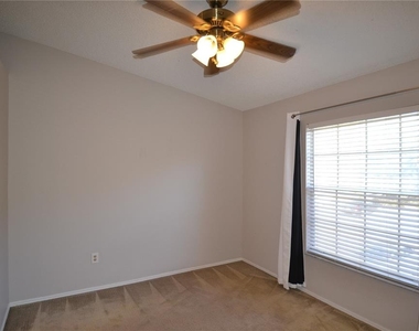 3379 Fox Hunt Drive - Photo Thumbnail 37
