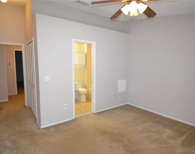 3379 Fox Hunt Drive - Photo Thumbnail 34