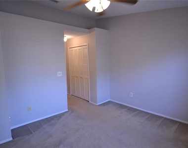 3379 Fox Hunt Drive - Photo Thumbnail 38