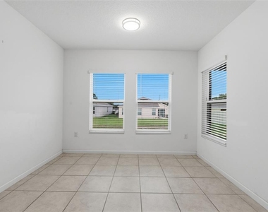 836 Cambridge Drive - Photo Thumbnail 24