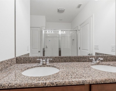 836 Cambridge Drive - Photo Thumbnail 32