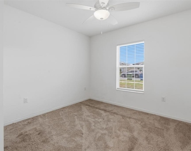 836 Cambridge Drive - Photo Thumbnail 19