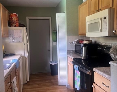 5255 Landover Boulevard - Photo Thumbnail 3