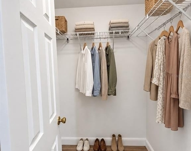 4572 Commander Drive - Photo Thumbnail 14