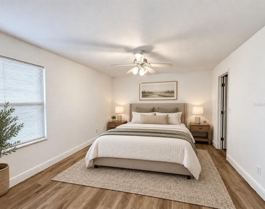 4572 Commander Drive - Photo Thumbnail 10