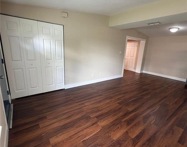 2507 Coral Way - Photo Thumbnail 12