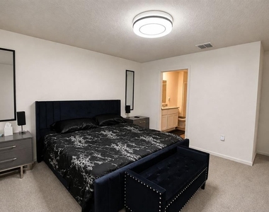 1201 Chester Avenue - Photo Thumbnail 19