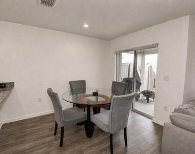 1201 Chester Avenue - Photo Thumbnail 14