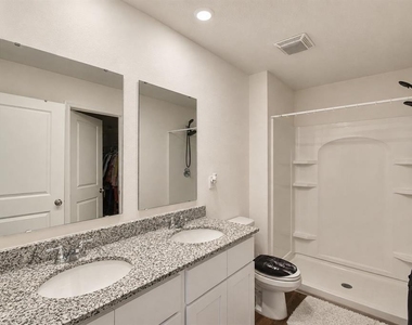 1201 Chester Avenue - Photo Thumbnail 21