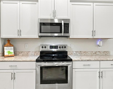 6644 Sw 179th Court Road - Photo Thumbnail 11