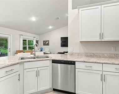 6644 Sw 179th Court Road - Photo Thumbnail 9