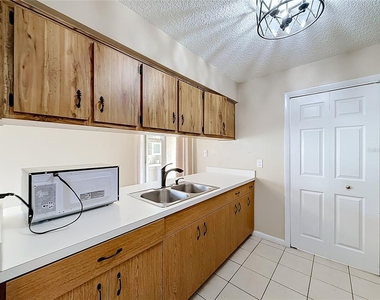 4050 Se 20th Court - Photo Thumbnail 12