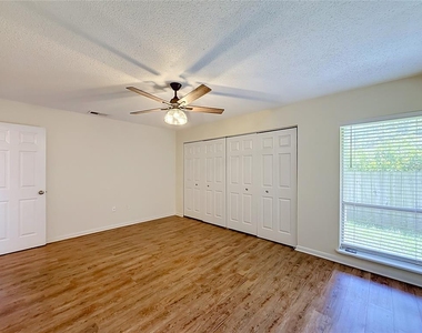 4050 Se 20th Court - Photo Thumbnail 19