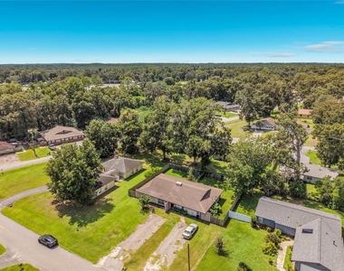 4050 Se 20th Court - Photo Thumbnail 30