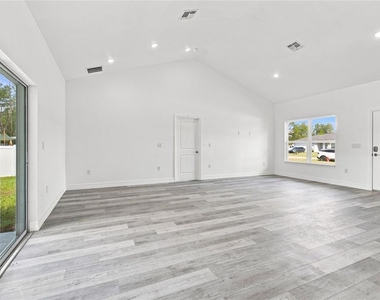 4450 Sw 169th Lane Road - Photo Thumbnail 6