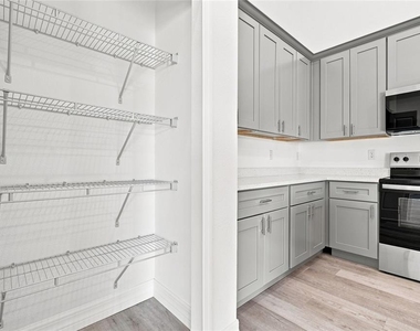 16337 Sw 17th Terrace Road - Photo Thumbnail 8