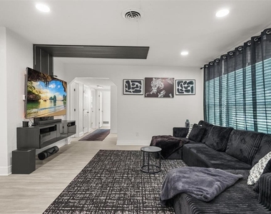 2909 Hargill Drive - Photo Thumbnail 1