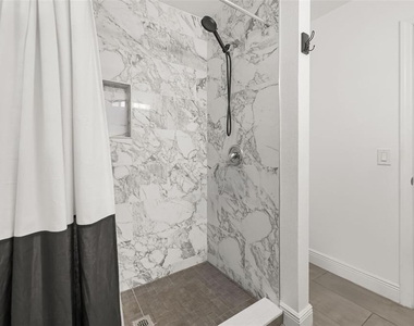 2909 Hargill Drive - Photo Thumbnail 19