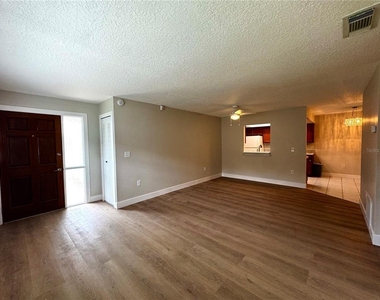 3217 Royal Street - Photo Thumbnail 2