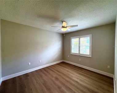 3217 Royal Street - Photo Thumbnail 9