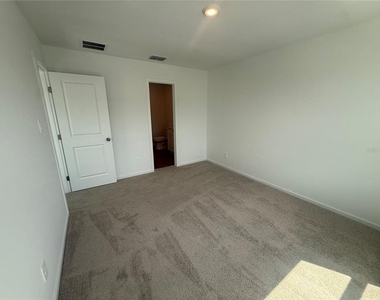 1562 Plank Place - Photo Thumbnail 11