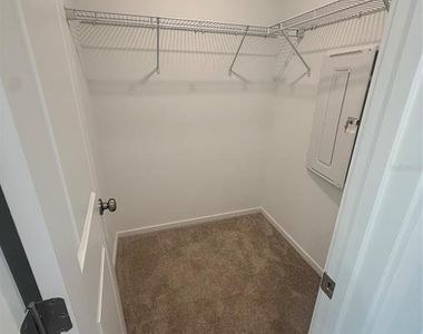 1562 Plank Place - Photo Thumbnail 13