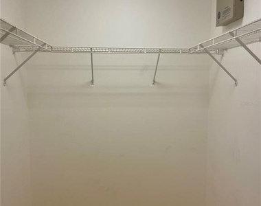 521 Lexingdale Dr - Photo Thumbnail 12