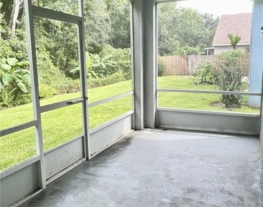 521 Lexingdale Dr - Photo Thumbnail 16