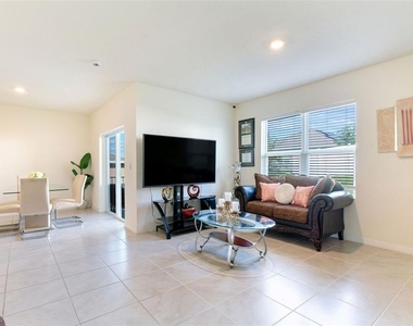 9537 Black Walnut Drive - Photo Thumbnail 23