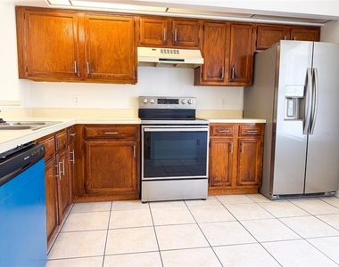 117 Meadow Boulevard - Photo Thumbnail 6