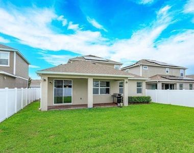 1324 Yorkdale Road - Photo Thumbnail 25