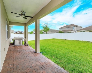 1324 Yorkdale Road - Photo Thumbnail 26