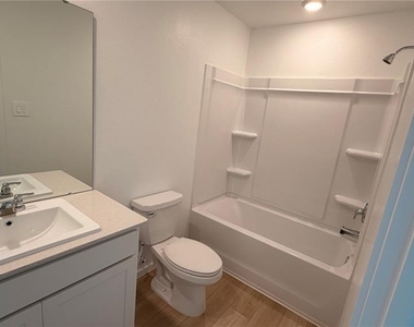 806 Lynx St - Photo Thumbnail 25