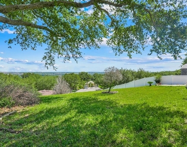 932 Cornell Avenue - Photo Thumbnail 31