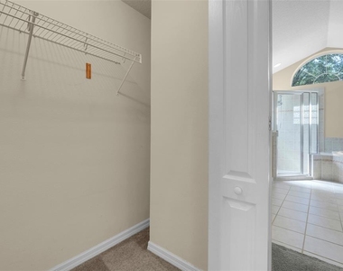 932 Cornell Avenue - Photo Thumbnail 15