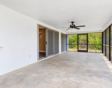 23226 Midway Boulevard - Photo Thumbnail 16