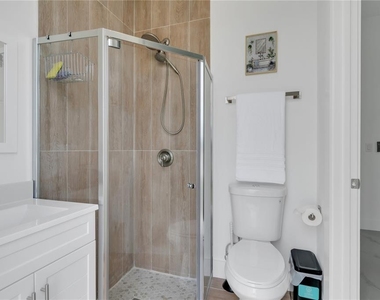 13454 Ingraham Boulevard - Photo Thumbnail 19