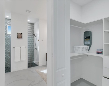 13454 Ingraham Boulevard - Photo Thumbnail 16