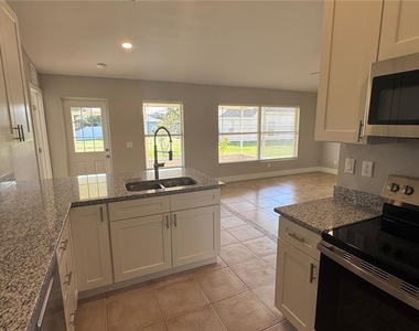 11728 Shirburn Circle - Photo Thumbnail 10