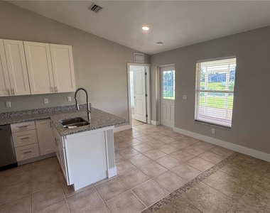 11728 Shirburn Circle - Photo Thumbnail 7