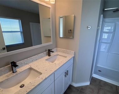 11728 Shirburn Circle - Photo Thumbnail 18
