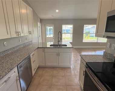 11728 Shirburn Circle - Photo Thumbnail 12